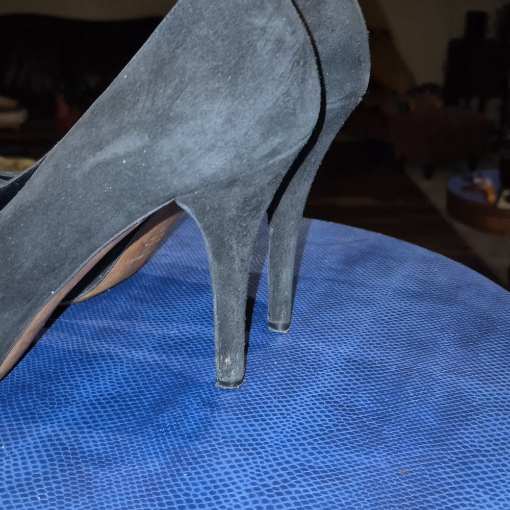 Dolce & Gabbana Black Suede With 1"platform. High Heel sz. 38 (#1706) - Picture 3 of 16